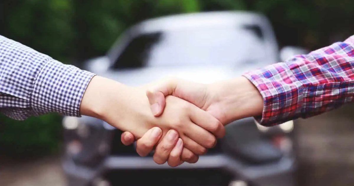 For #FrugalFriday, we found an article with some great tips on being frugal when buying a car. rpb.li/TSqR0
#CarBuying #1stTimeCarBuyer #Frugal #1stUniversityCreditUnion