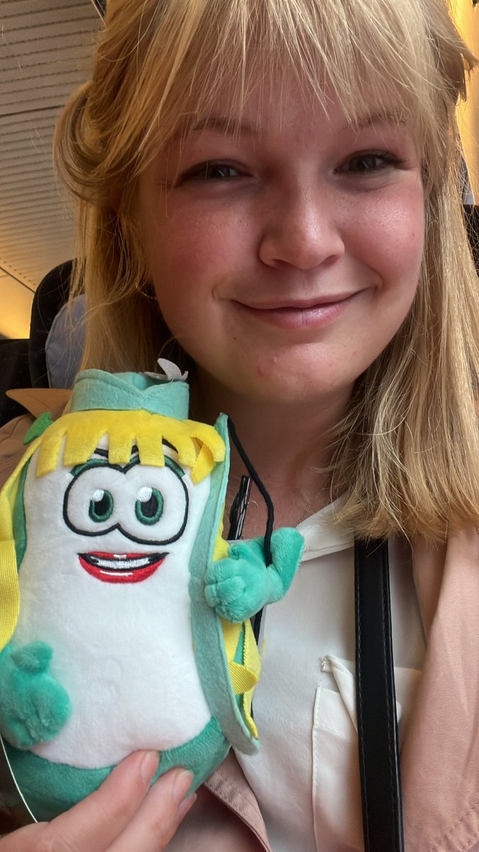 And then you find a cell that looks like you: Not a macrophage but a B(irthe?)-cell. Time to change the subject of my PhD? 🤔🤪 #MACSImagingDays