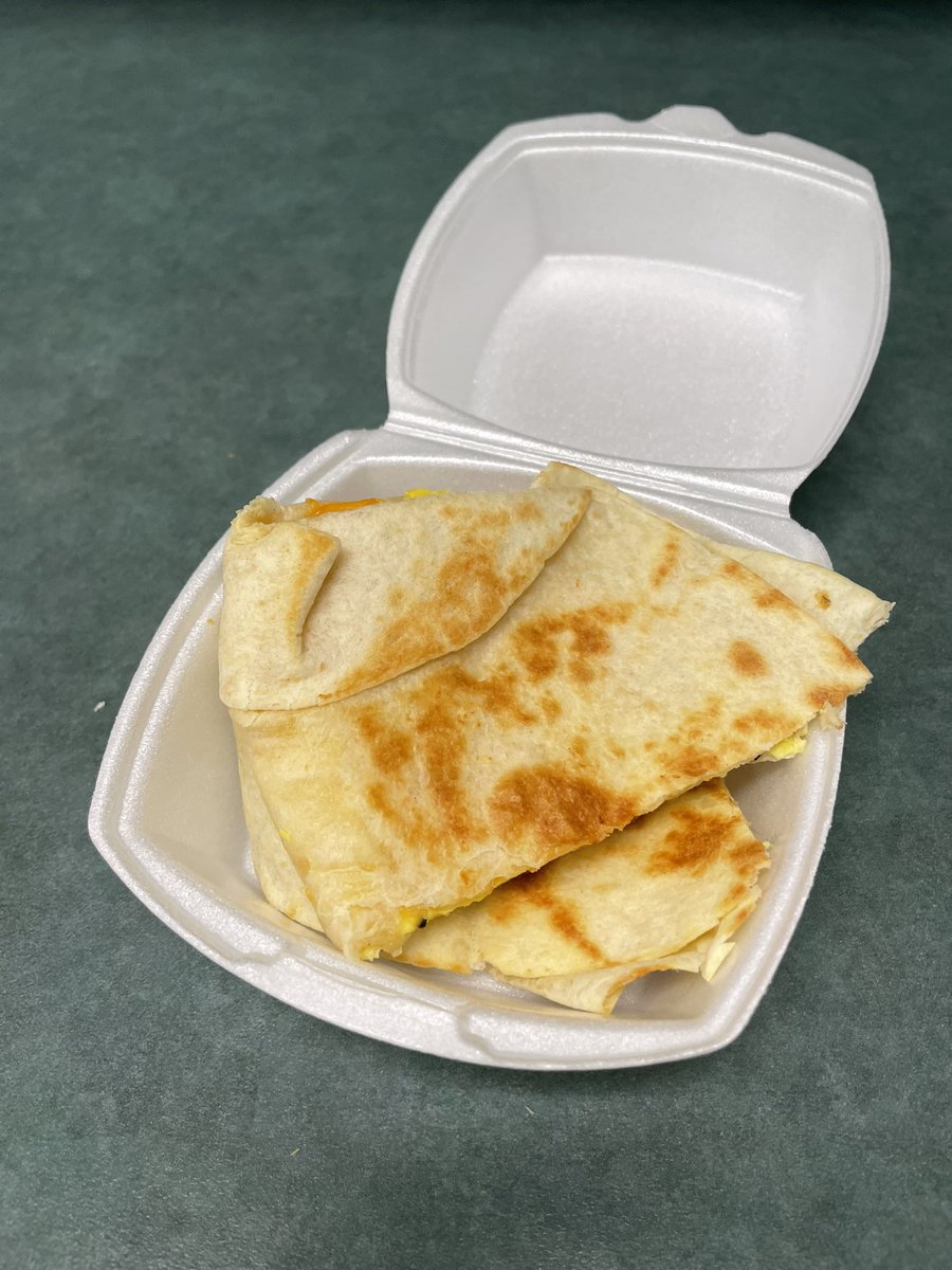 Mshardt_FCS's tweet photo. Breakfast quesadillas in intro this morning!! Sooooo delicious! 😋 @District214 @ElkGrove_HS https://t.co/7gfGKGf1Bb