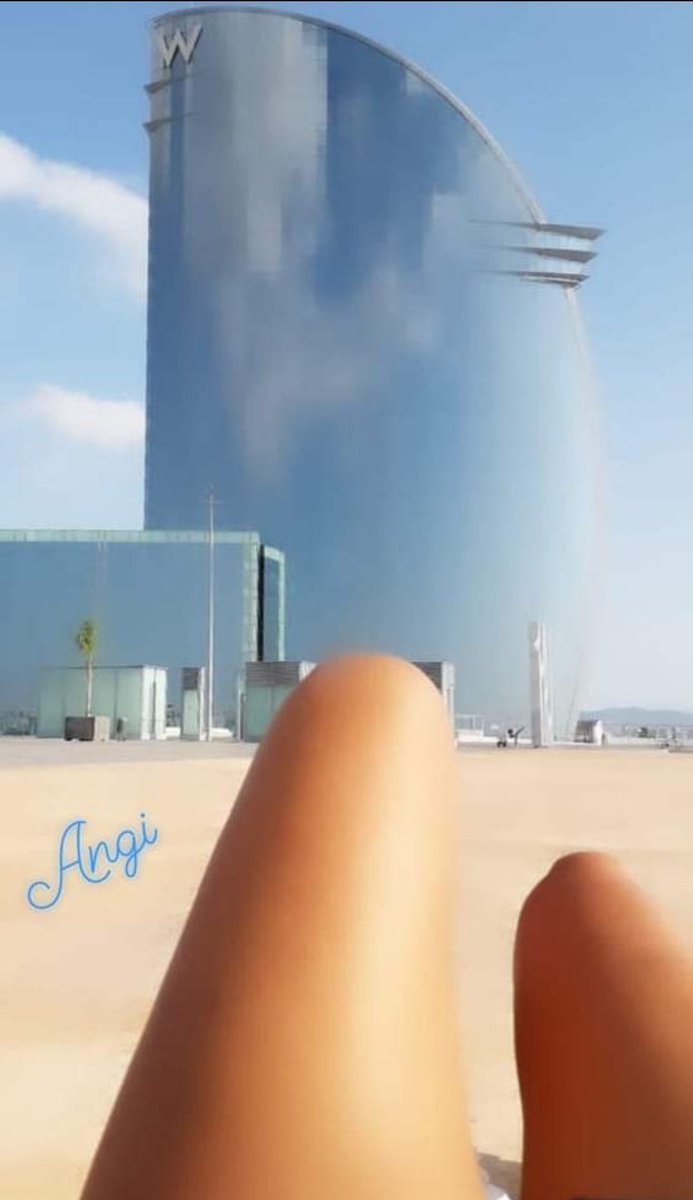 Finde largo en Barcelona, .. disfrutad del vuestro; un abrazo grandote para tod@s. 🫂

#Belleza #Bluesky #Mar #Barcelona