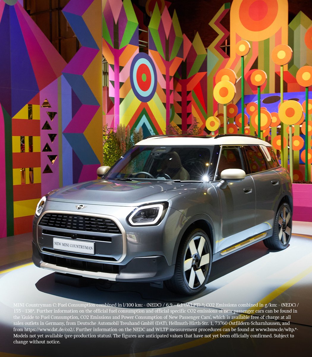 MINI's tweet photo. What better way to bring #BigLove to life than through a collaboration with @MoragMeyerscough at #LDF23! Bold, colourful, and teeming with vibrant life, the installation combined tradition and technology for an unforgettable experience. Learn more here: https://t.co/LihHL0fhCs . https://t.co/MyjaE6X2VT