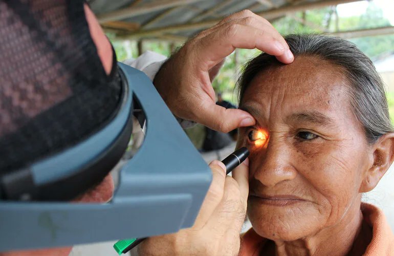 🛎️ La OPS y el Gobierno de Canadá 🇨🇦 han puesto en marcha una iniciativa para eliminar el #Tracoma, una enfermedad ocular infecciosa y principal causa de ceguera entre mujeres de zonas pobres y remotas de América Latina.

ℹ️  Lee más 👇🏽
paho.org/es/noticias/22… 

#SaludParaTodos