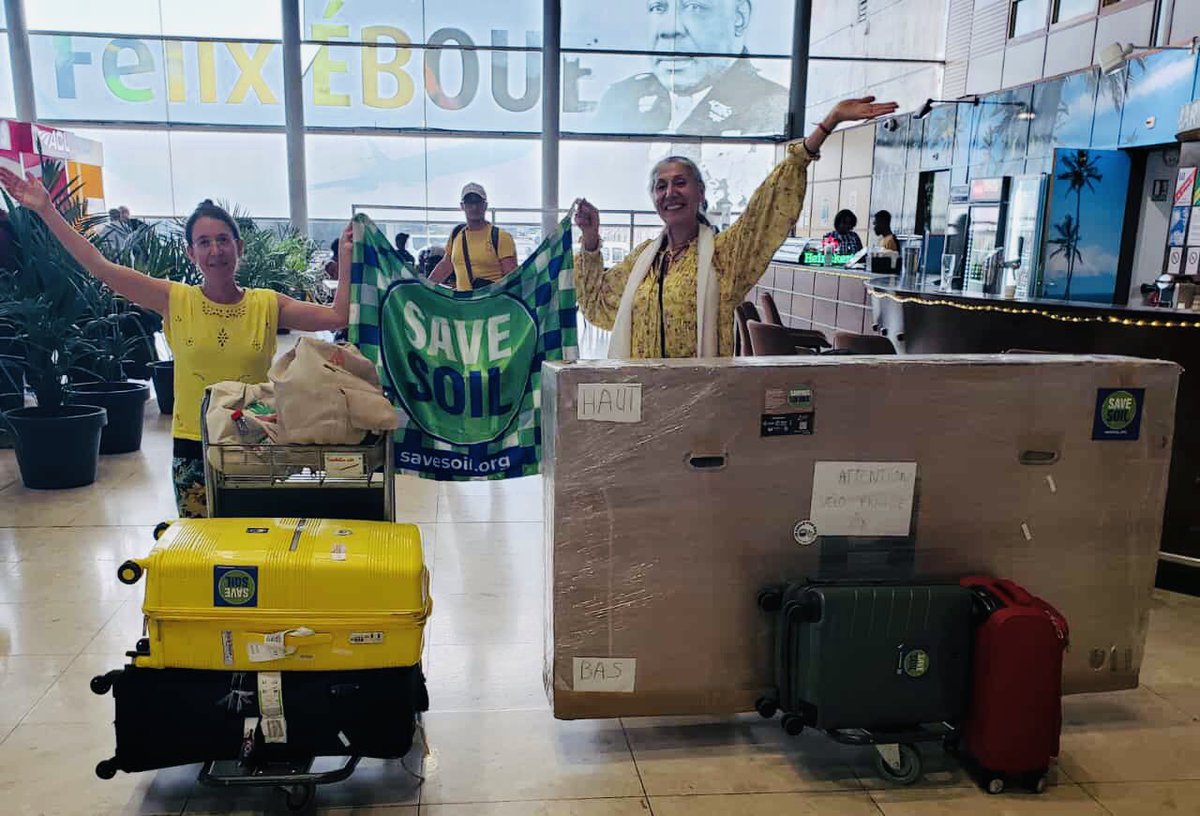 And they are off! 

Destination #FrenchGuiana
Spreading #SaveSoil message with joyful & passionate hearts 💕 
Bravo and thank you! @wheelsforsoil  #ConsciousPlanet @cpsavesoil @SadhguruJV @SDGaction