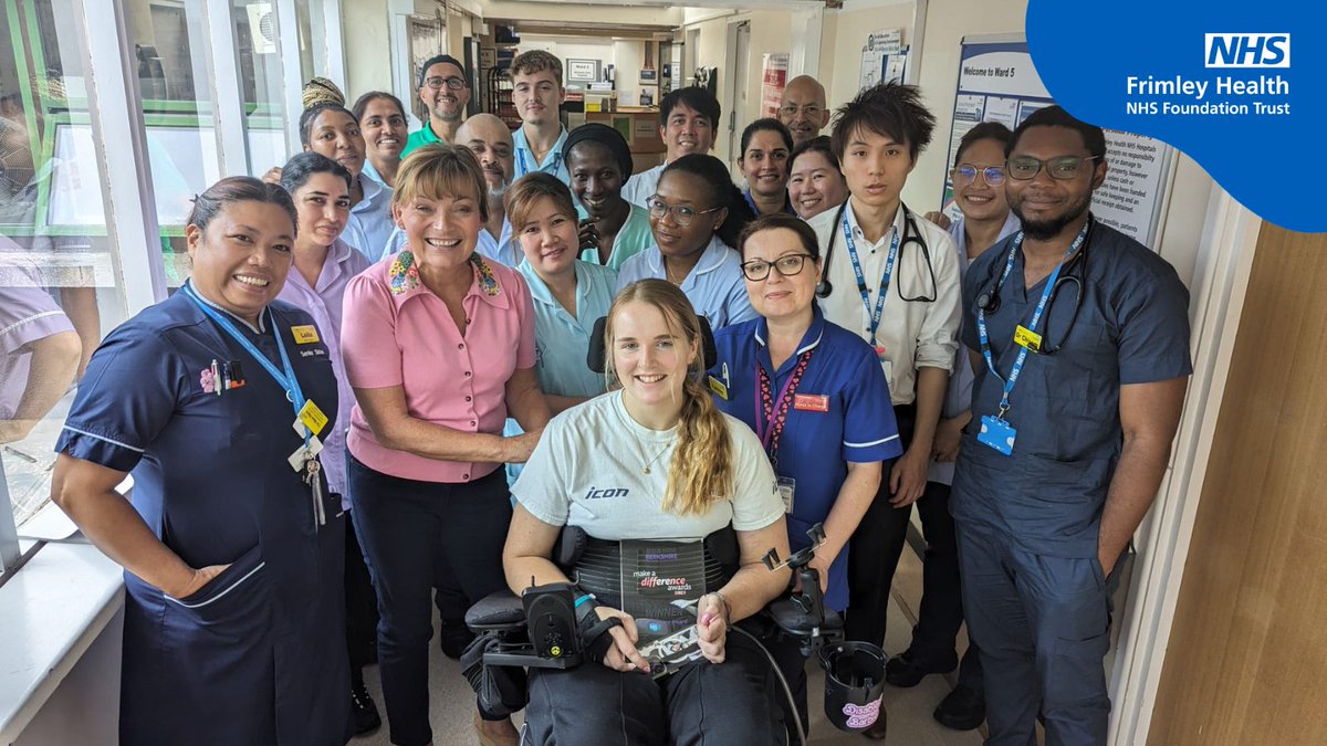 We were honoured to be able to witness Georgia Carmichael receive the Bravery Award as part of the #MakeaDifferenceAwards with <a href="/BBCBerkshire/">BBC Berkshire</a> last week. 

The team at #WexhamParkHospital were delighted for Georgia &amp; gathered to see <a href="/reallorraine/">Lorraine</a> present her well-deserved award 😊