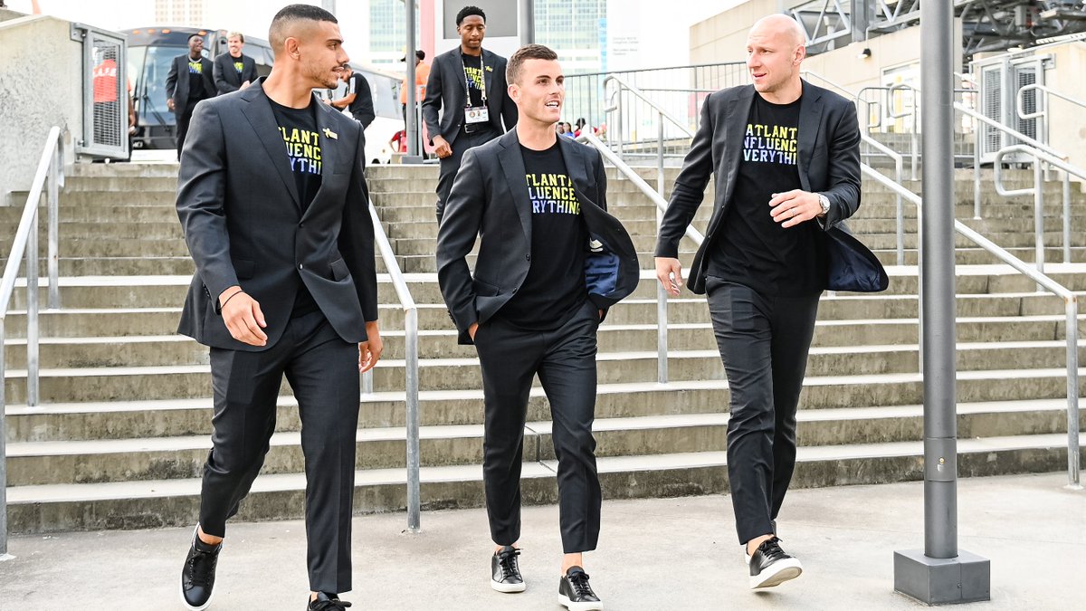 The highest assisting fullback in the league is celebrating today 🎂🫡

Happy Birthday to <a href="/brookslennon/">Brooks Lennon</a>! 🎉