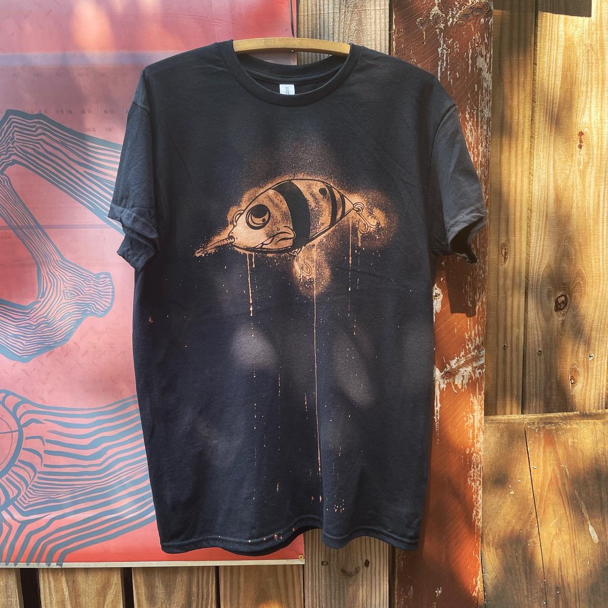 studiotolentino's tweet photo. four new shirts as promised- S, M, L, and, XL available in all designs- dm for purchase info- #graffiti #art #Streetart #streetwear #turtle #painting #lure #snake #prints #stl #modernart #pig #artforsale
#fineart #contemporaryart #originalart #artshow #gear #smallrun #handpulled https://t.co/NnDHTzVosu