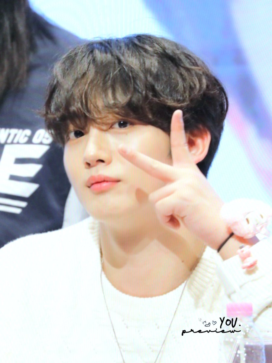 yohan_you_'s tweet photo. 230922 프리뷰

오늘 기분 좋은강이지💕

#김요한 #WEi #KIMYOHAN #YOHAN #ヨハン https://t.co/AMUZhNv6Uu