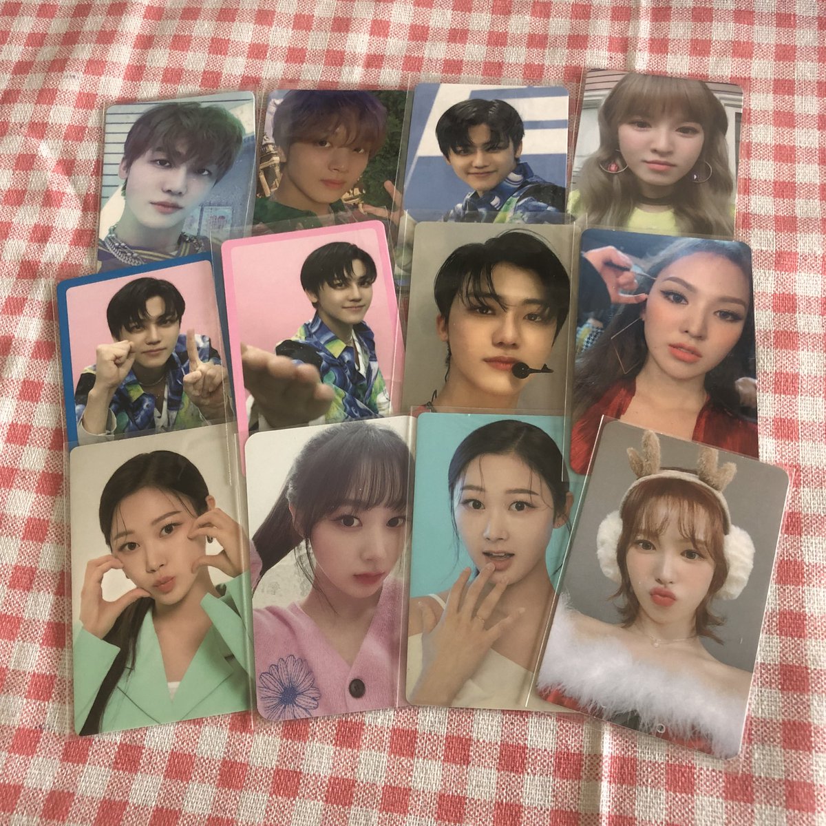 laluneblueu's tweet photo. freebies by laluneblueu #SMTOWN_LIVE_2023_SMCU_PALACE #SMTOWNinJakarta2023 nct 127 dream red velvet aespa
‼️will also be giving away some official photocard as freebies so see youu👋🏼👋🏼😙😙‼️ https://t.co/tSOwKjs6jX