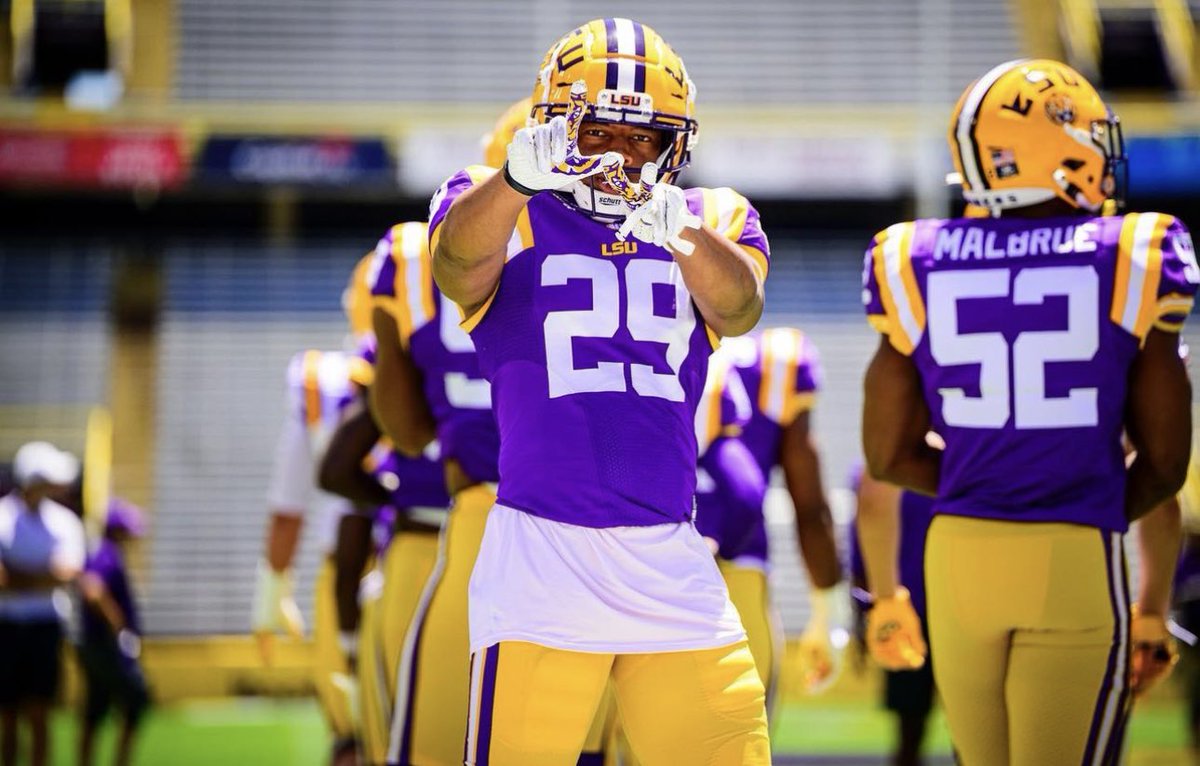 hughes7707's tweet image. It’s Game Week! Let’s Geaux! Beat those Razorbacks!! #prayfor3