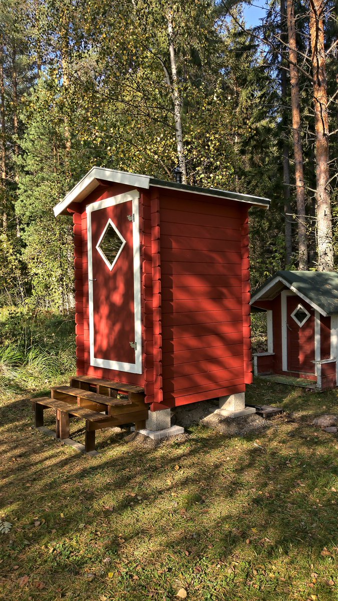 Aki_Salo's tweet photo. My #carpentry skills are bismal, so I am really surprised (and proud) to pull off this real life #puzzle đČ - my new #compostable #toilet at the #SummerCottage
(#PuuCee in đ«đź, as no water for WC)
It's also comfortable size compared to the old one (on the background) đ https://t.co/TqqpX5Wj2q