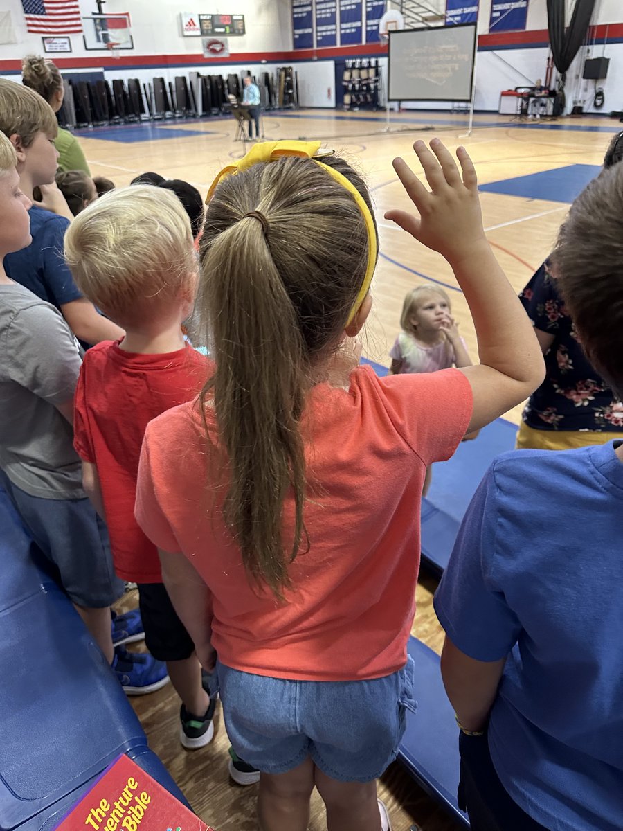 There is nothing sweeter than seeing a child on their own worship Jesus. #wearewaynechristian #2ndgrade