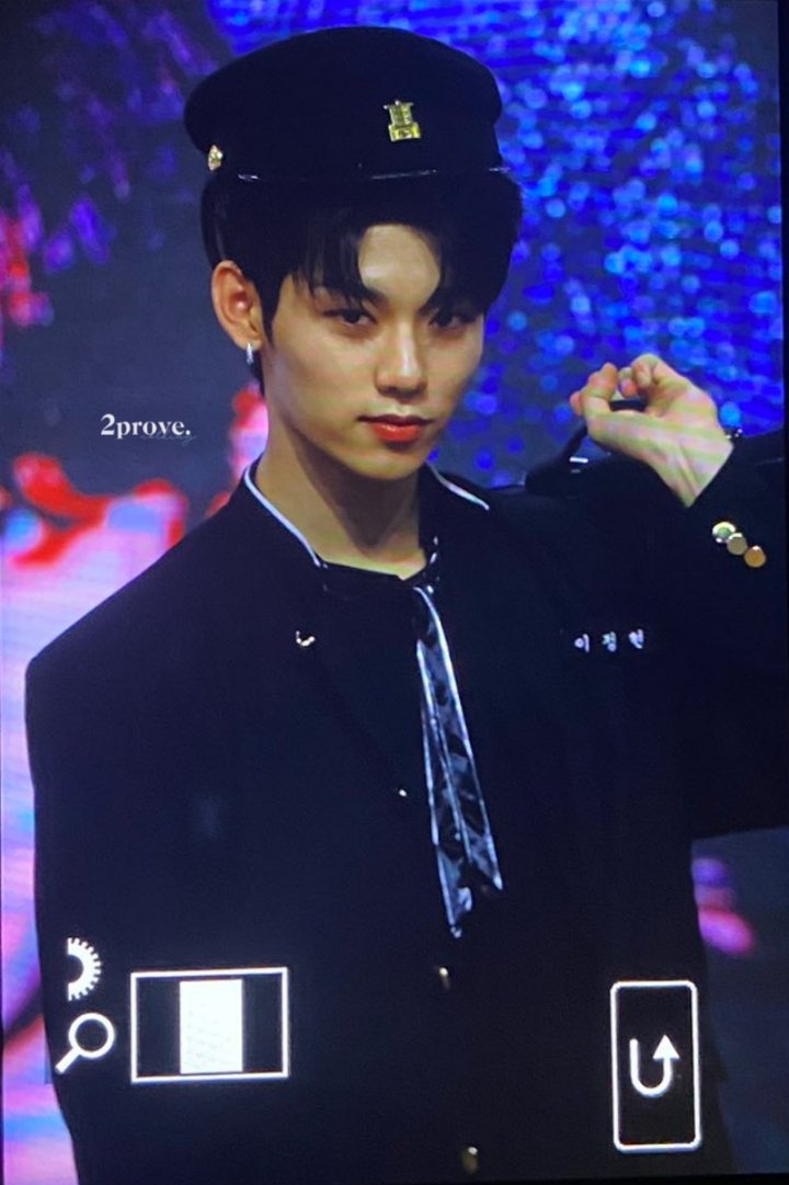 nothing2provey's tweet photo. 230922 #이정현 #LEEJEONGHYEON #이븐 #EVNNE https://t.co/MZIMGEXNhU