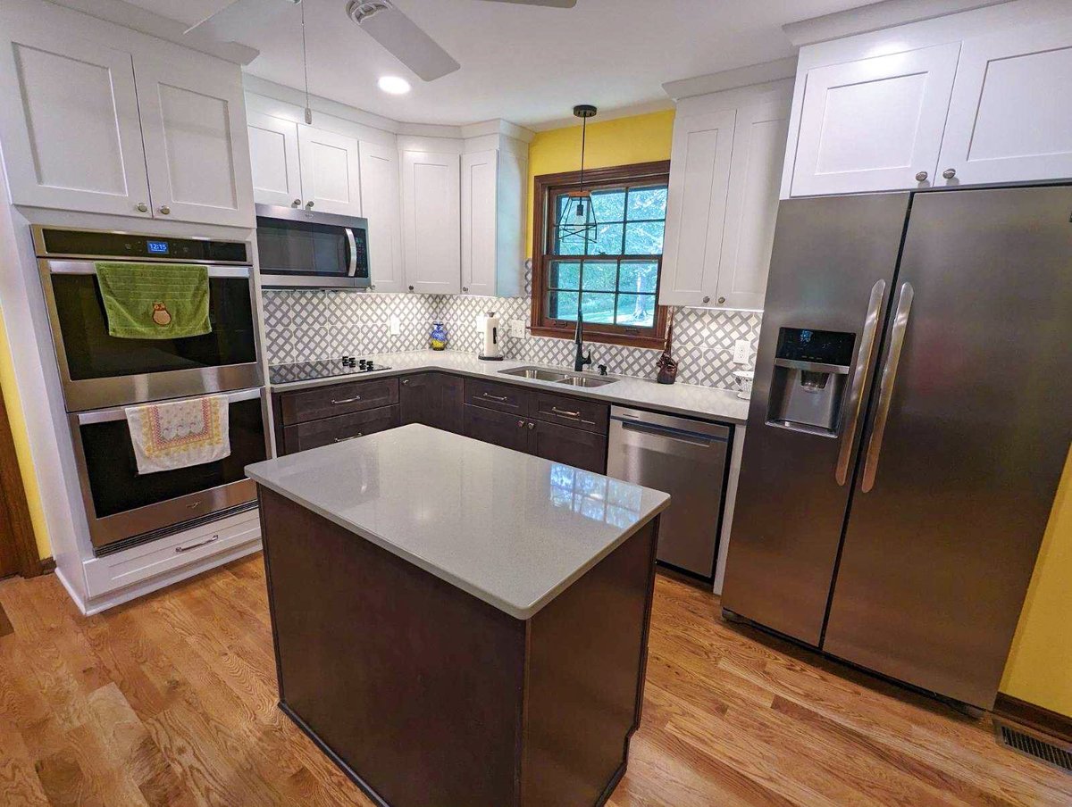 bluechiprestore's tweet photo. This kitchen was heavily #water damaged and had to be gutted which allowed the homeowner to completely redesign their #kitchen. We worked with this client on these updates and brought in the right subcontractors when needed to make their new design a reality. https://t.co/4O8hoifO26