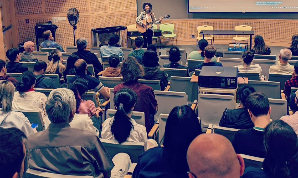 Dr. Marissa Lithopoulos (@mlithopoulos) on Twitter photo Amazing experience performing <a href="/ubcmsl/">Michael Smith Labs</a> during #PostdocAppreciationWeek! 😊 Thx for the opportunity & to my colleagues for being a great audience! 👏
To my fellow postdocs, you are awesome. Thx for your dedication and hard work 👩🔬
Check out my songs: linktr.ee/dr.marissalith… Amazing experience performing <a href="/ubcmsl/">Michael Smith Labs</a> during #PostdocAppreciationWeek! 😊 Thx for the opportunity & to my colleagues for being a great audience! 👏
To my fellow postdocs, you are awesome. Thx for your dedication and hard work 👩🔬
Check out my songs: linktr.ee/dr.marissalith…