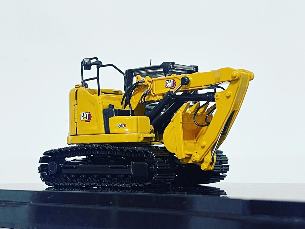 コマツ　住友建機　加藤製作所　カタログ SAUI00 on X: 