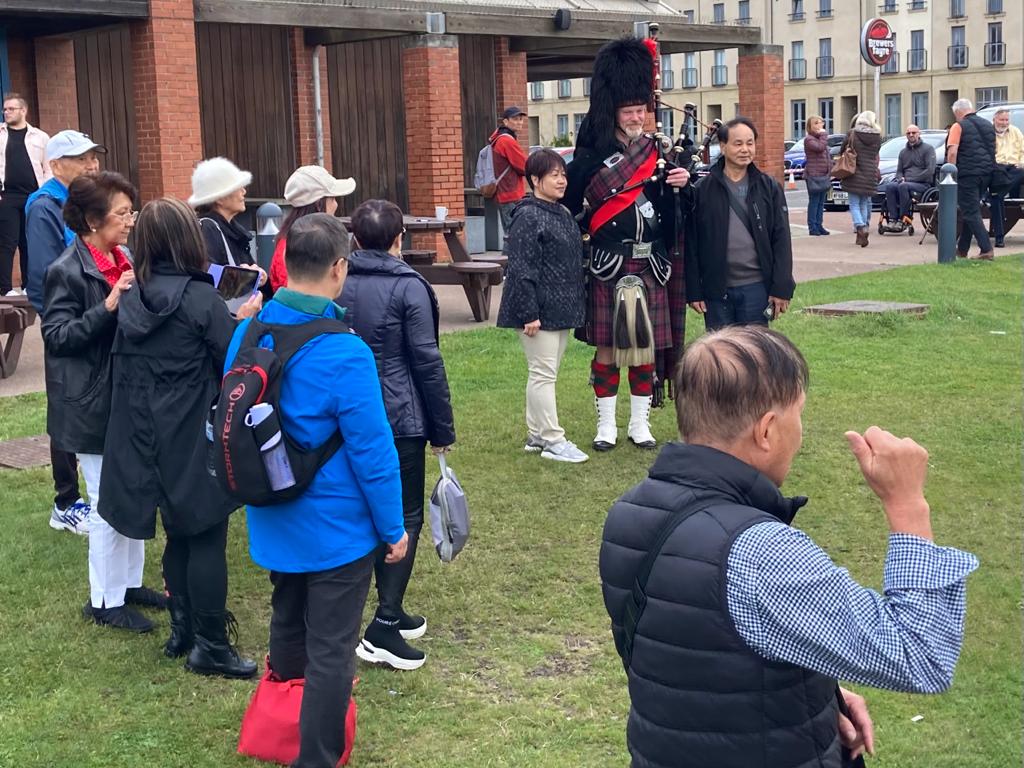 CapitalCruising tweet media