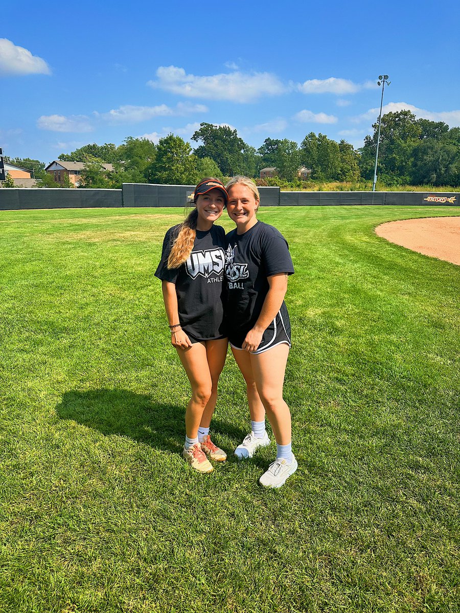 UMSL Softball tweet media