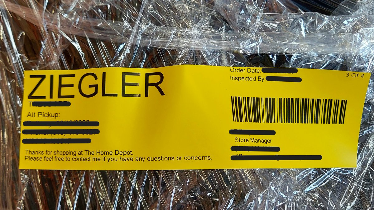 Passed by this customer's order at Home Depot today ... I was REALLY hoping <a href="/Richard_Schiff/">Richard Schiff</a> was gonna be here! 🙏

If you know, you know ...  

( cc <a href="/WestWingWeekly/">The West Wing Weekly</a> )

#WestWing #WestWingWeekly