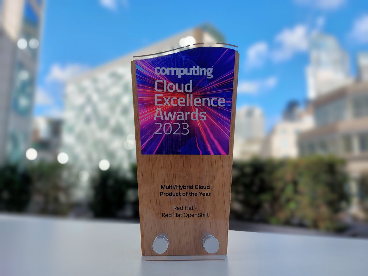 Congratulations @redhat @openshift for winning Best Hybrid Cloud Product of the year and judges calling it 'the gold standard of hybrid cloud computing'!