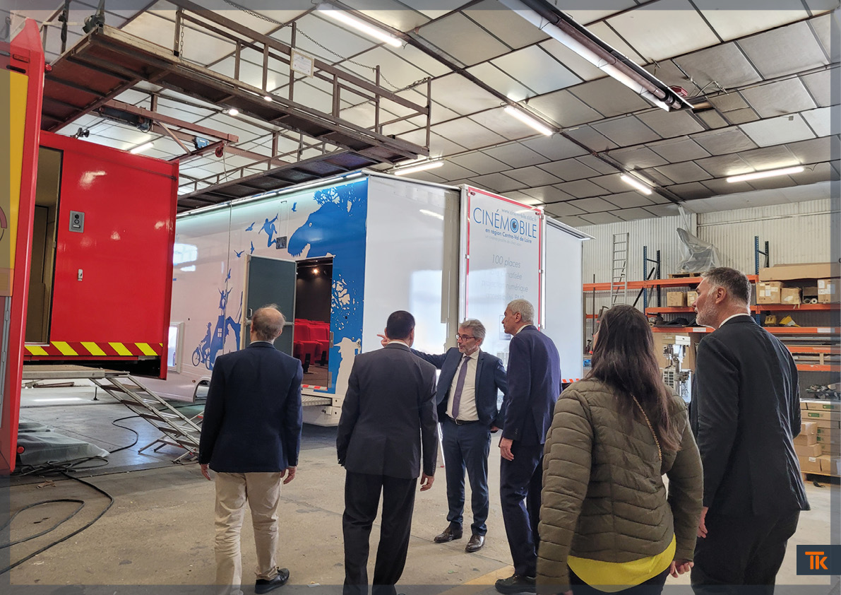 Following the French #healthcare #Innovation and #business Forum, <a href="/ToutenkamionGrp/">Toutenkamion Group</a> received the Egyptian delegation to present their custom-made medical mobile units. An opportunity to discuss the Egyptian needs in healthcare #tech ! 🩻🚑

Learn more ⬇️

frenchhealthcare-association.fr/en/2023/09/22/…
