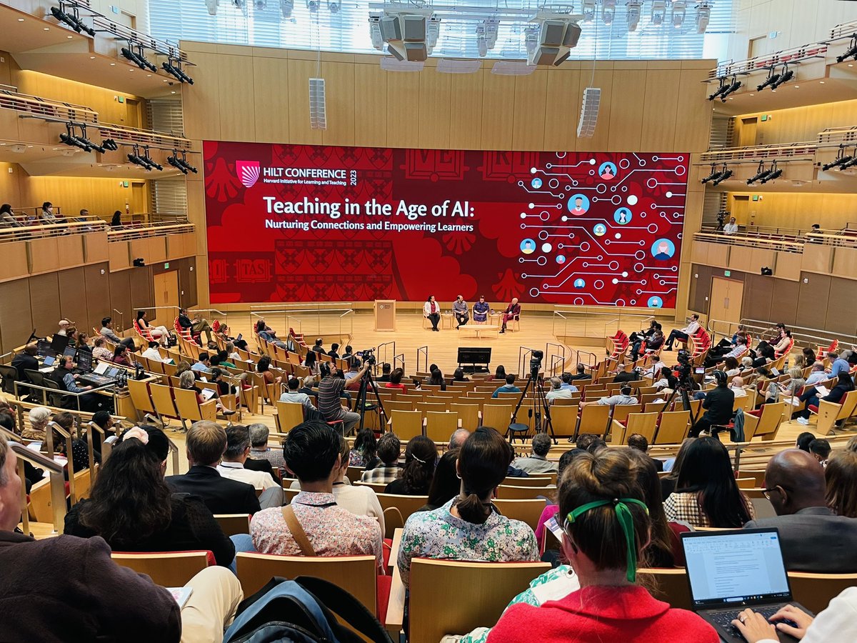 „Lehrer:innen, die KI in ihrer Lehrpraxis verwenden, werden die Lehrer:innen ersetzen, die es nicht tun - ganz klar.“ sagt @kmishmael heute auf der <a href="/HarvardHILT/">HILT</a> Konferenz. Wie werden Lehrer:innen in Deutschland hierfür fit gemacht? Gedanken/Meinungen? #twlz #twittercampus