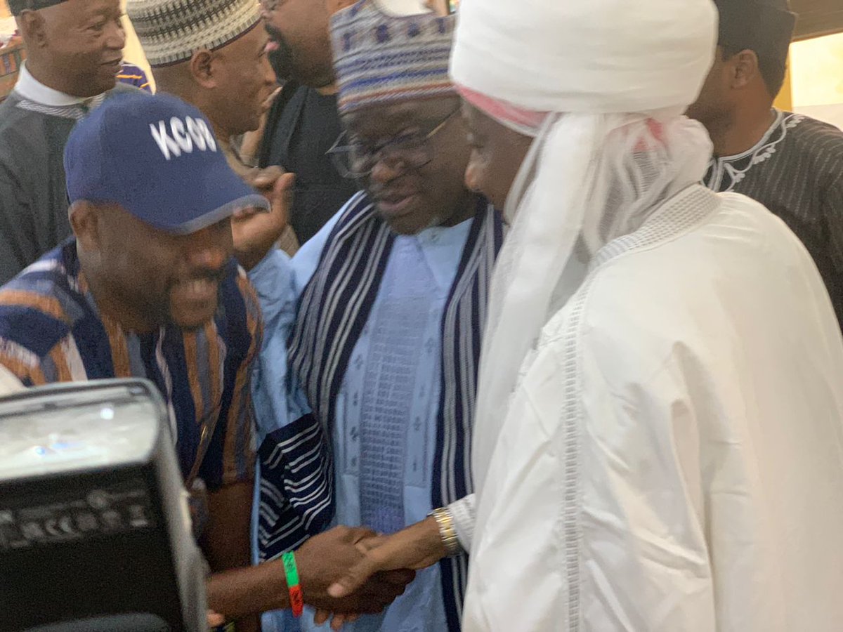 Alhaji Jani Ibrahim introducing @Jidekoro to HRH Sanusi Lamido Sanusi at the Centre for Islamic Studies in Ikoyi, the venue for 2023 Kingsweek Jumat service #Kingsweek2023 #Floreat