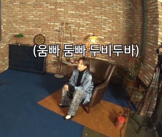 1765명의 트친과 전부 친해지고 싶어..🥺🥺🤍