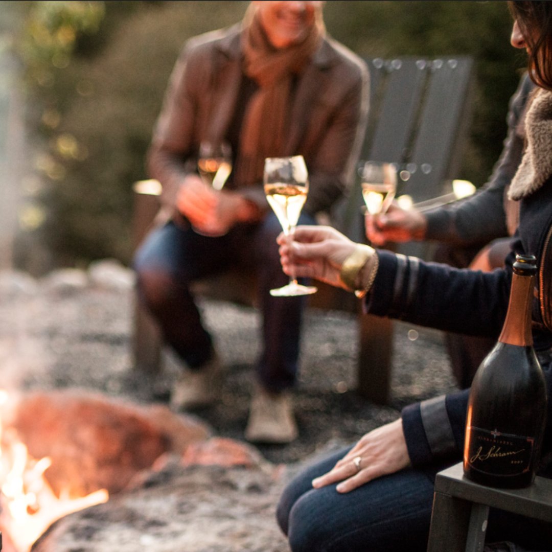 Schramsberg's tweet photo. Sipping into fall as we embrace the crisp air with Schramsberg bubbles, Davies reds, and heartwarming moments.
🍂🥂🍷🍁
#schramsberg #daviesvineyards #familyownedwinery #sparklingwine #methodetraditionnelle #singlevineyardwines #fallsips #fallwines #napavalley #firstdayoffall https://t.co/zZT47uUEEJ