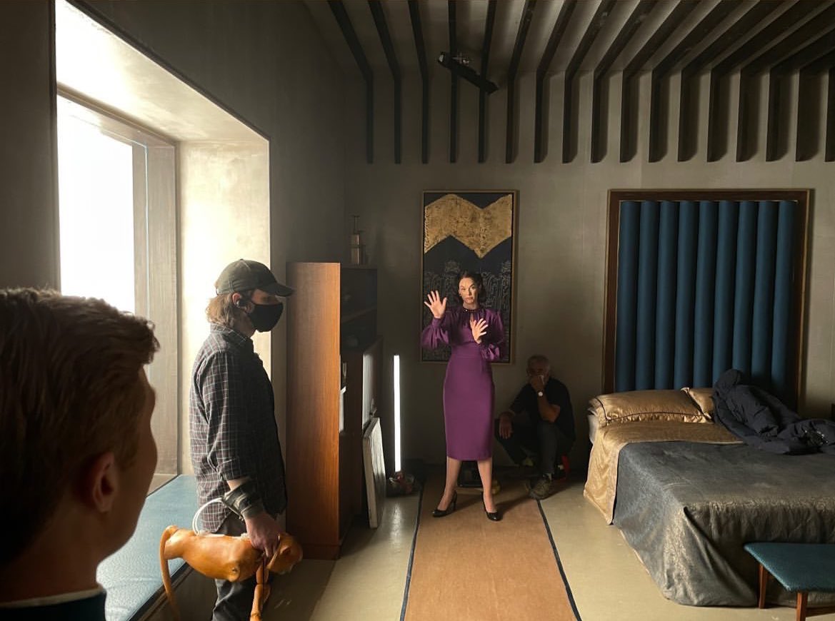 allaboutwilson's tweet photo. Ruth Wilson as Mrs Coulter behind the scenes of #HisDarkMaterials (📸 adamlyonsdop) https://t.co/wlDr1LO7Jv