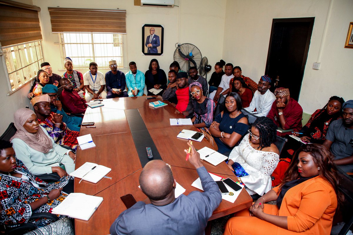 Today's Fireside Chat is not one the fellows of the Lateef Jakande Leadership Academy would forget in a jiffy. Enthralling, revealing and exhilarating are some of the words that can be used to describe the visit. <a href="/followlasg/">The Lagos State Govt</a>