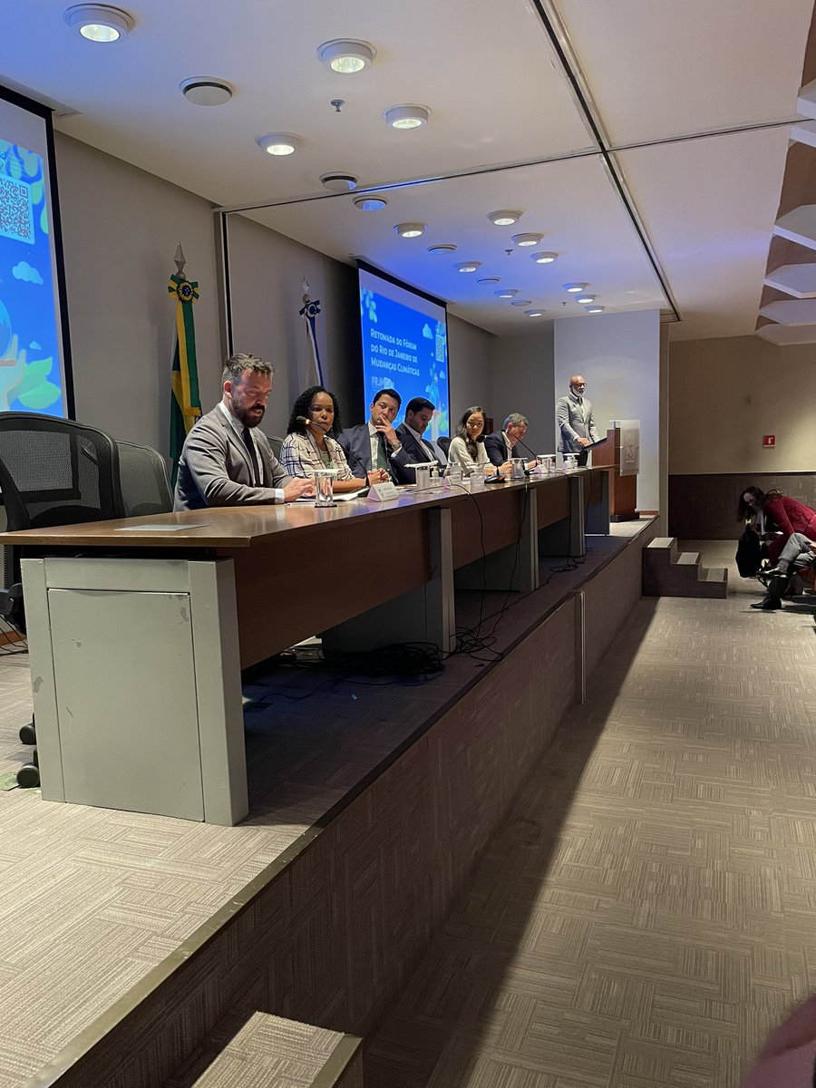 Québec no Brasil tweet media