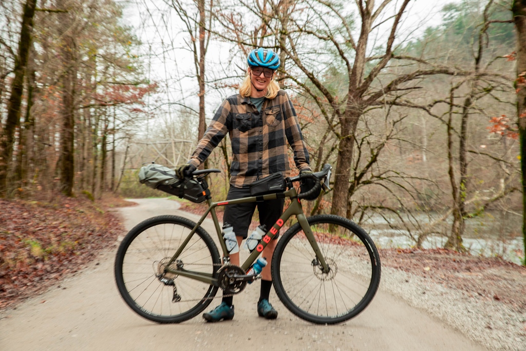 ObedBikes's tweet photo. It's almost flannel fall, ya'll! The first official day of fall is tomorrow. We're celebrating by finding some leaves to crunch under our tires. You? #getoutside https://t.co/TSzxIGU0gP