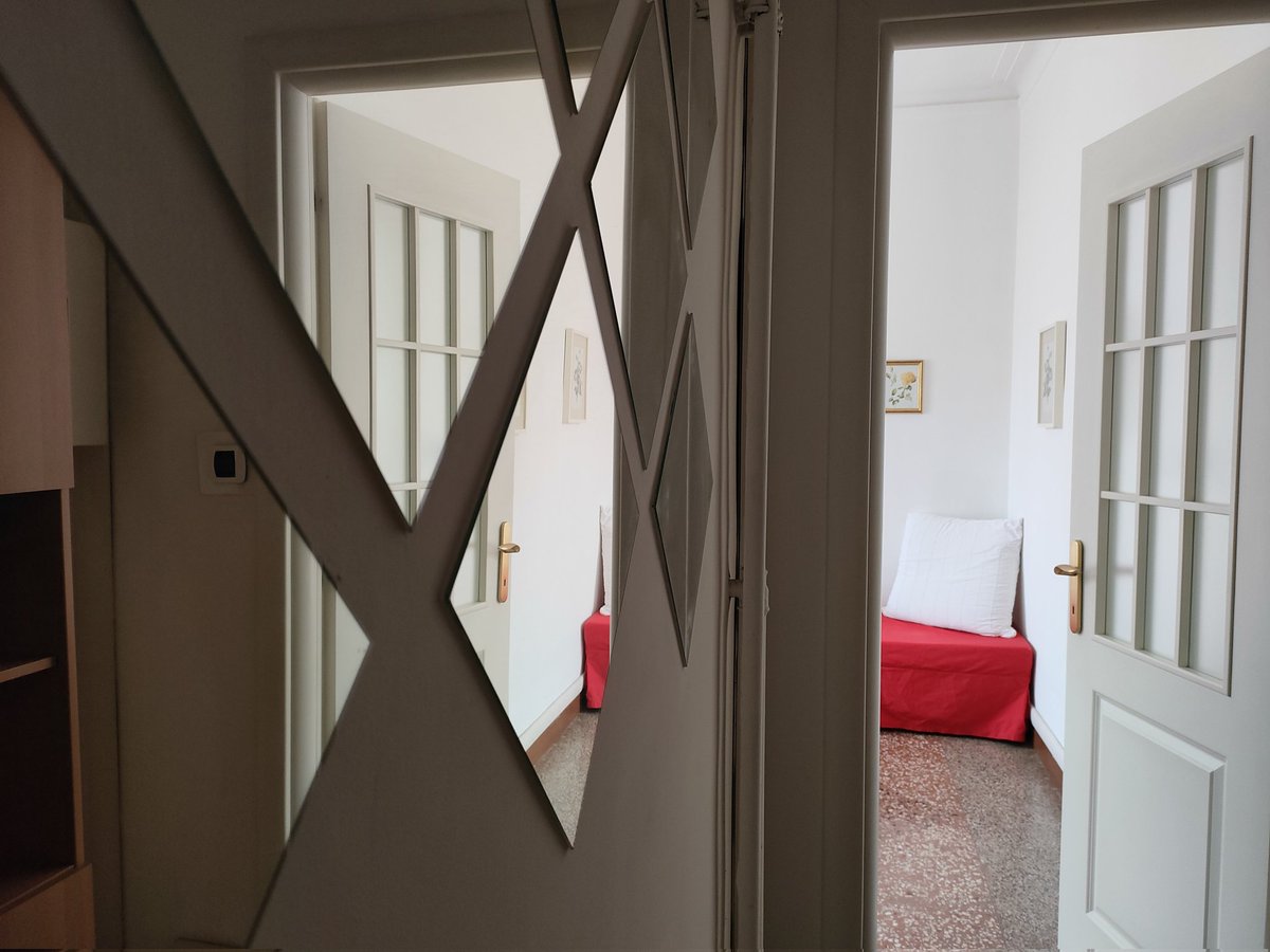 MoustacheHouseR's tweet photo. #moustachehouserome #roma #rome #airbnb #tripadvisor #vacanze #rent #sanpietro #saintpeter #vatican #vaticano #apartment #book https://t.co/nl7QBE3TEI