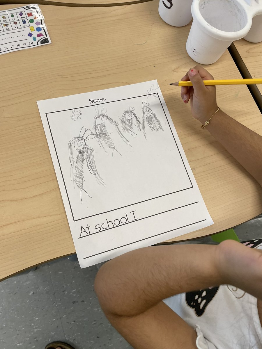 mrsbowesteaches's tweet photo. Today we completed our first journal entry of the year. Students drew and wrote using the prompt “At School I…” we can’t wait to see the growth in both their drawing and writing over the year. #writing #prompts #beginningstages https://t.co/fygjlbX9l8