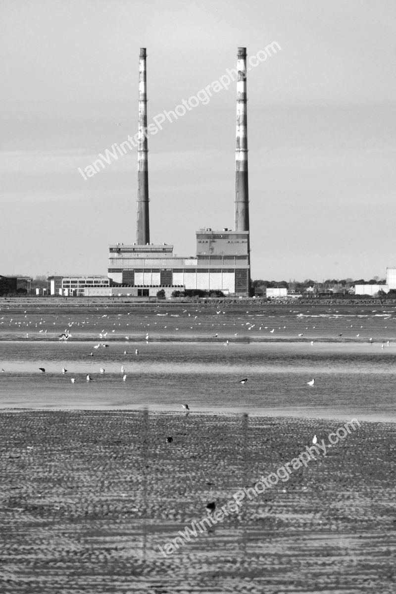 The iconic Chimneys at poolbeg Dublin. They seem to follow us around on the skyline throughout Dublin. Get my print from IanWintersPhotography.com

#dublin #dublinphotography #poolbeg #dublinlandmarks #ireland #irelandtravel #failteireland #poolbegchimneys