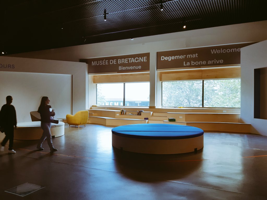 CelineChanas's tweet photo. #findechantier au @museedebretagne pour une nouvelle #entrée sous le signe de l'accessibilité et l'hospitalité
Exit le #murbleu, vive le ???
#petitnom à trouver... https://t.co/EKGF3551HH