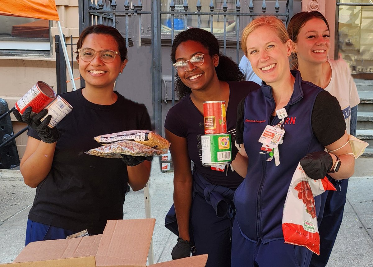 NYP in Your Community (@nypcommunity) on Twitter photo #ICYMI: At an NYC Open Streets event organized by @Cloth159, #NYP staff volunteered at a food pantry that serves 200 members of the #WashingtonHeights community and created paper flowers to brighten up a CLOTH health fair. nyphosp.co/3tdoLQo <a href="/ColumbiaMed/">Columbia Medicine</a>, <a href="/WeillCornell/">Weill Cornell Medicine</a> #ICYMI: At an NYC Open Streets event organized by @Cloth159, #NYP staff volunteered at a food pantry that serves 200 members of the #WashingtonHeights community and created paper flowers to brighten up a CLOTH health fair. nyphosp.co/3tdoLQo <a href="/ColumbiaMed/">Columbia Medicine</a>, <a href="/WeillCornell/">Weill Cornell Medicine</a>
