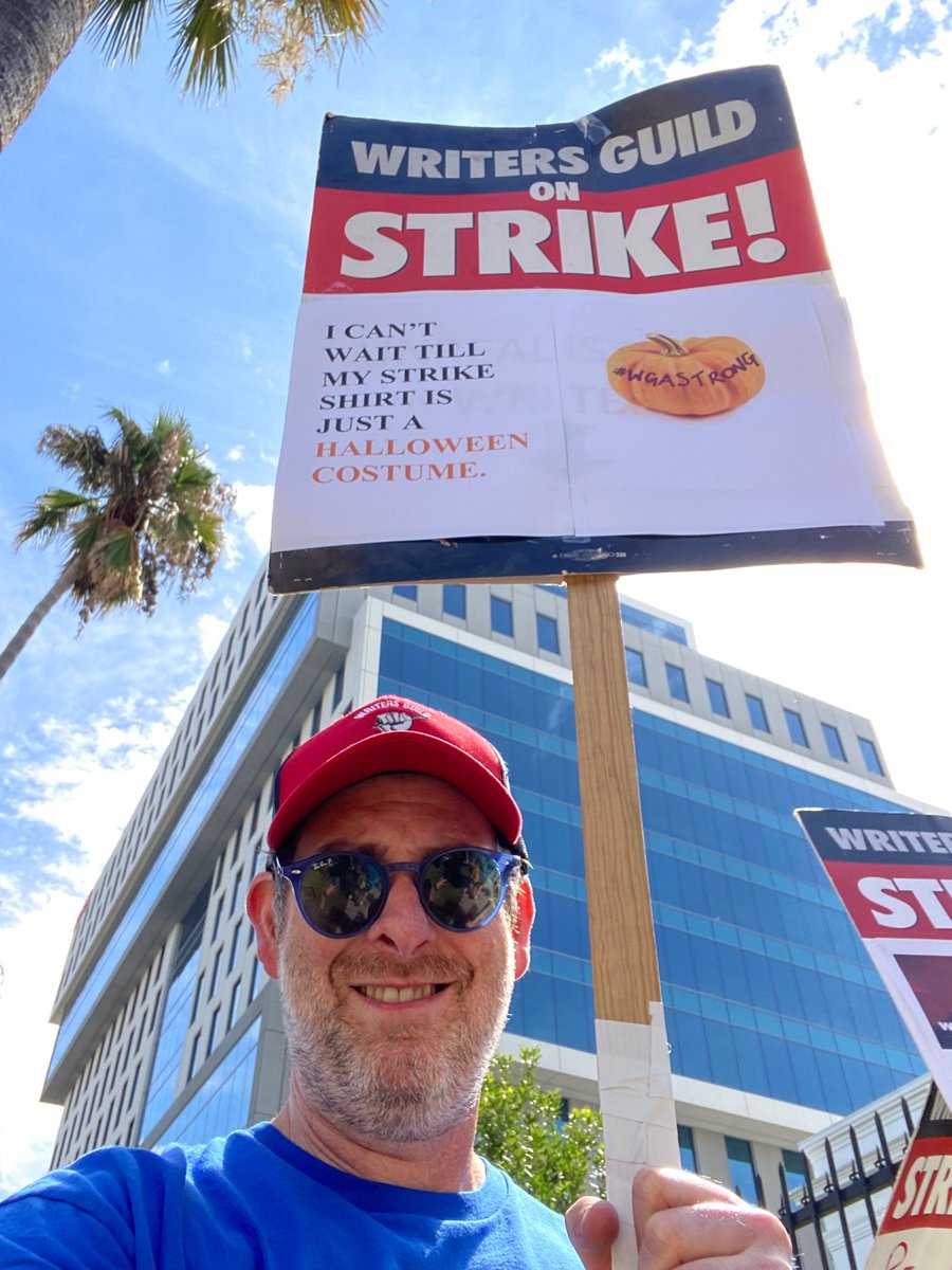 (((Drew Z. Greenberg))) (@drewzachary) on Twitter photo Hoping for the best, ready for more of the same. š #wgastrong <a href="/WGAWest/">Writers Guild of America West</a> #SAGAFTRAstrong #strike Hoping for the best, ready for more of the same. š #wgastrong <a href="/WGAWest/">Writers Guild of America West</a> #SAGAFTRAstrong #strike