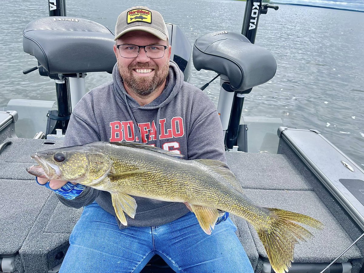 NorthlandTackle's tweet photo. Show 'Em Off Sunday! Let's see some of your best hero shots from the last few weeks, who's been catching? Keep 'em coming! 👌🎣 #TeamNorthlandTackle #ShowEmOffSunday https://t.co/UQAwv2Z8mr
