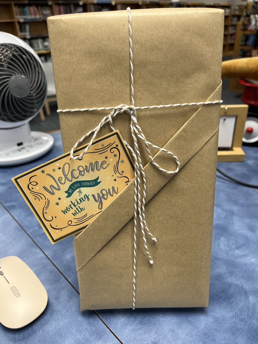 Newcomer Academy Library (@newcomerlibrary) on Twitter photo What a nice surprise from my school community welcoming me to <a href="/NewcomerAcademy/">Newcomer Academy</a>. I’m fortunate and blessed to work here. <a href="/JCPS_LMS/">JCPS Library Media Services Department</a> #jcpslibrarians What a nice surprise from my school community welcoming me to <a href="/NewcomerAcademy/">Newcomer Academy</a>. I’m fortunate and blessed to work here. <a href="/JCPS_LMS/">JCPS Library Media Services Department</a> #jcpslibrarians