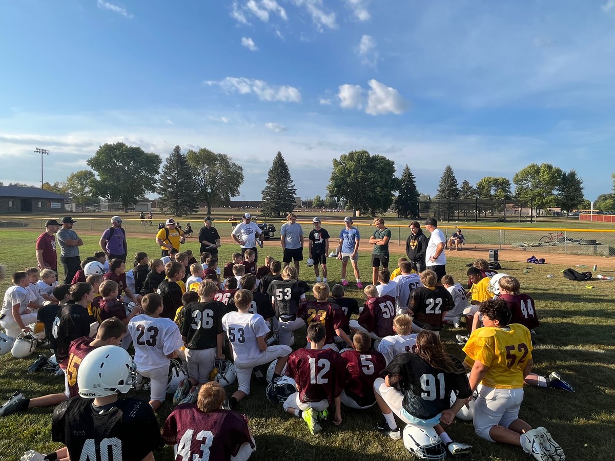 A huge shout out to the Varsity Captains for coming to speak to our 5th &amp; 6th grade teams last week at practice.  We love the support our youth players and coaches get from our high school program!