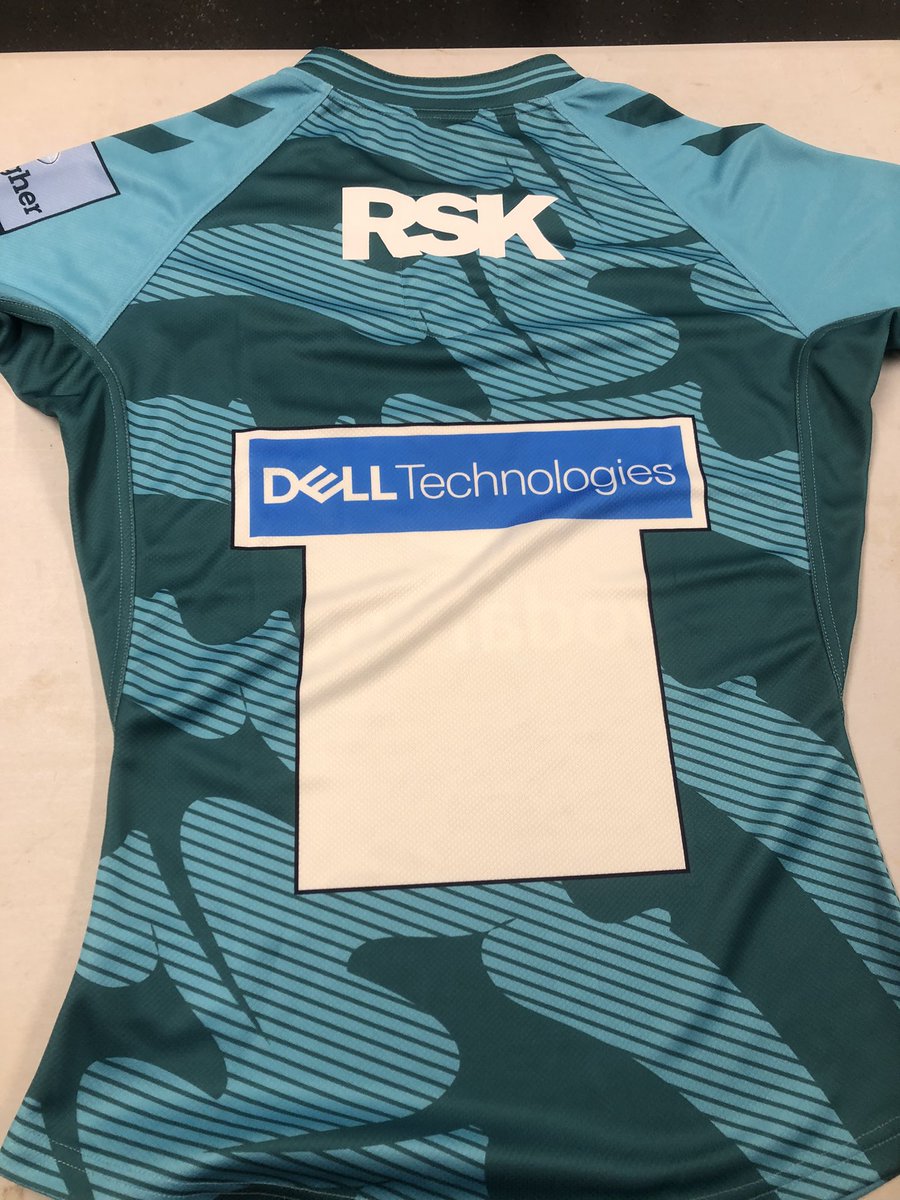 WaspsKitMan's tweet image. Kitman Clearout. Up for grabs tonight is this authentic away shirt from my personal collection. To be in the hat for Harry to draw from on Sunday evening, Follow, like and Retweet #everykitmanknows WASPS. Happy Friday everyone 🍷