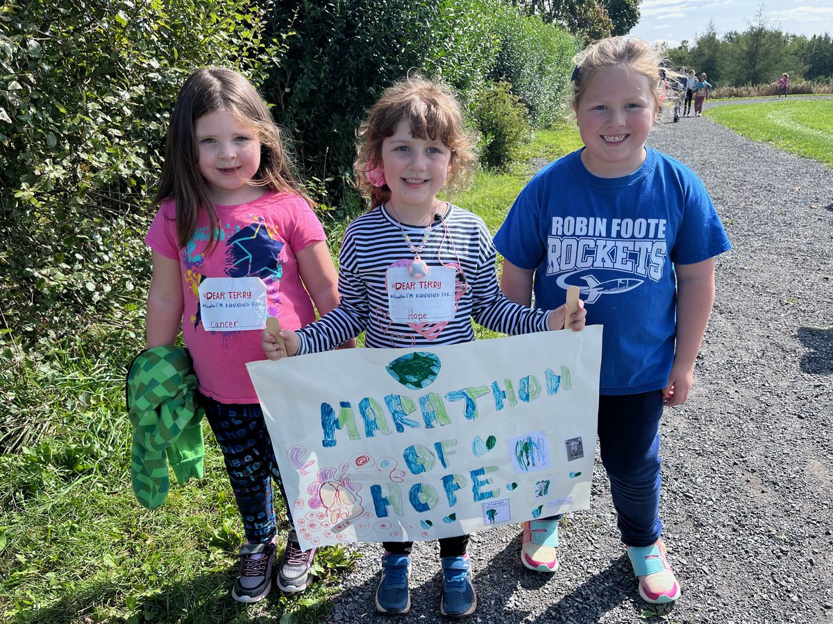 RobinFooteElem's tweet photo. #DearTerry Robin Foote Elementary is inspired by you. Great afternoon raising money for cancer research and being active! @CBVRCE_NS @terryfoxns https://t.co/GfFx0xZvz5
