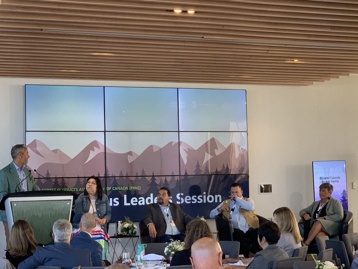 SheHarrison's tweet image. Just returned from a fantastic week of information, networking and connecting with industry from across the country at Forest Products Association of Canada’s National Forestry week events. Thanks #fpac #forestry