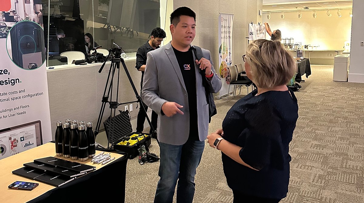 Our team members <a href="/LeonPapkoff/">Leon Papkoff</a> and Alex Le talking to attendees at @WorktechEvents San Francisco ☀️ today at our booth!

#WT23SF #WORKTECHSF23 #WORKTECH #WORKTECHSF #CXAPP #CXAI