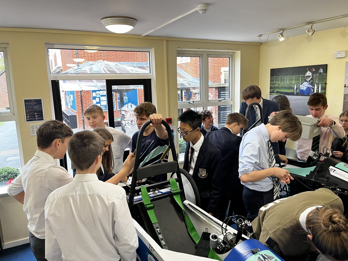 EpsomC_Science's tweet photo. Lots of work going on today in the STEM activity! https://t.co/BSgvbTC1Uj