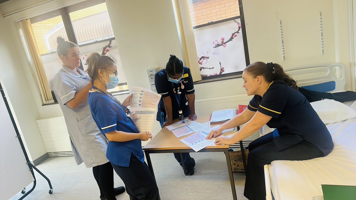 Katy Howe (@katyhow97717841) on Twitter photo Non contact observation training and sim today on AFU <a href="/SheejaMoolan/">Sheeja Moolan</a> . Great SBAR handover incorporated into the sim too. Well done team <a href="/JannineHayman/">Jannine Hayman</a> @halley_kimber <a href="/Piprich1/">Piprich</a> <a href="/SomersetFT/">Somerset NHS Foundation Trust</a> <a href="/SomersetSafety/">Somerset Safety Team</a> Non contact observation training and sim today on AFU <a href="/SheejaMoolan/">Sheeja Moolan</a> . Great SBAR handover incorporated into the sim too. Well done team <a href="/JannineHayman/">Jannine Hayman</a> @halley_kimber <a href="/Piprich1/">Piprich</a> <a href="/SomersetFT/">Somerset NHS Foundation Trust</a> <a href="/SomersetSafety/">Somerset Safety Team</a>