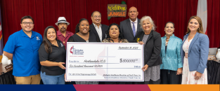 kimsywhimsy's tweet photo. Methodist Healthcare Ministries announced a $500,000 gift to Harlandale ISD. September 18. This addresses HISD's request for support to continue after-school programs for 5 schools in the district. I love to see the worlds collide! My former job@HISD &amp; current job &amp; my southside! https://t.co/PmJmIzFh0r
