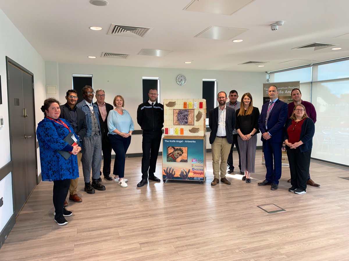 Art Classes Group tweet media