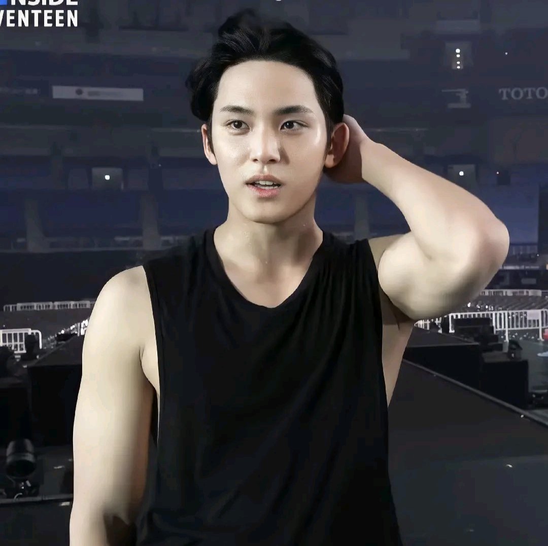 idolpits's tweet photo. https://t.co/qxhokRY6ox